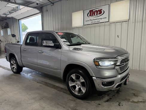 Used 2021 RAM 1500 Laramie AWD/4WD image 1