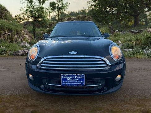 Used 2013 MINI Cooper Clubman image 3