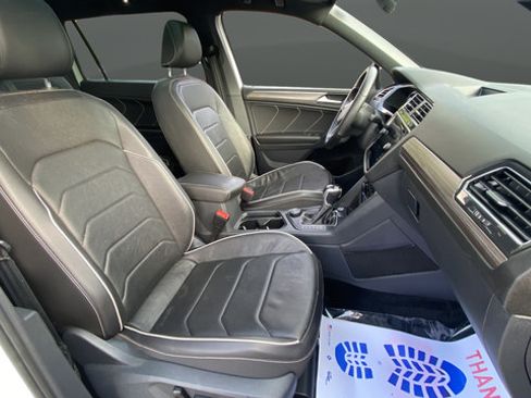 Used 2022 Volkswagen Tiguan SEL R-Line AWD/4WD image 25