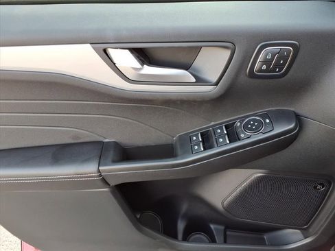 New 2026 Ford Escape SE w/ PHEV Premium Package image 11