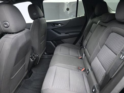 Used 2025 Chevrolet Equinox LT image 11