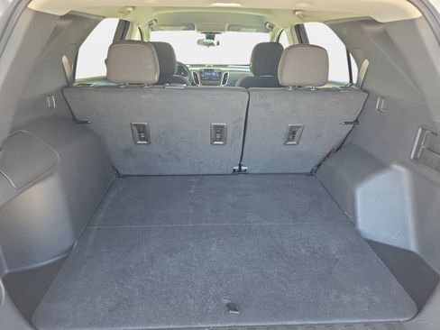 Used 2023 Chevrolet Equinox LT FWD image 12