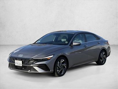 Certified 2025 Hyundai Elantra Limited