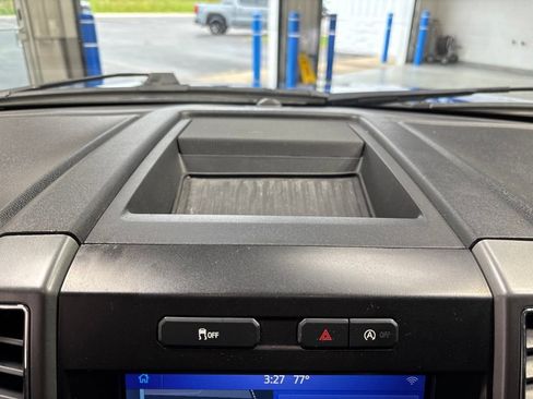 Used 2020 Ford F150 XLT w/ Equipment Group 302A Luxury AWD/4WD image 23