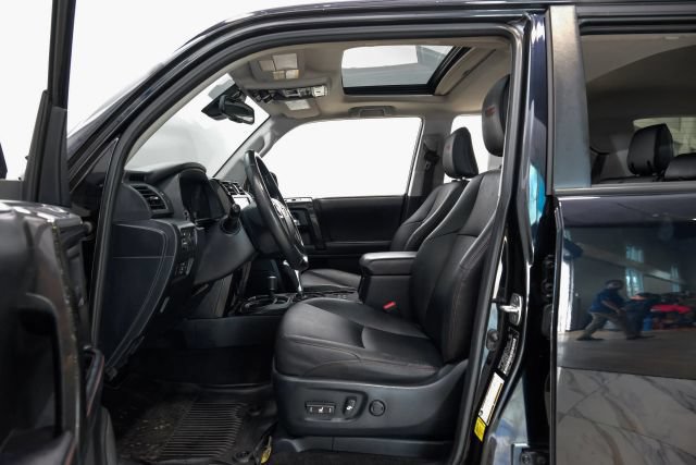 Used 2023 Toyota 4Runner TRD Off-Road Premium w/ Off Road Premium Plus Package AWD/4WD image 5