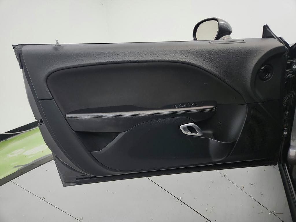 Used 2020 Dodge Challenger SXT RWD image 33