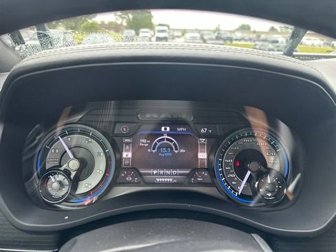 Used 2022 RAM 3500 Limited AWD/4WD image 11