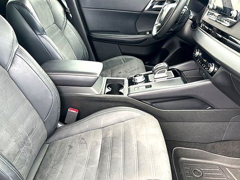 Used 2023 Mitsubishi Outlander SE image 24