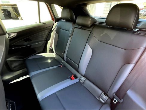 New 2025 Volkswagen ID.4 Pro S Plus AWD/4WD image 19