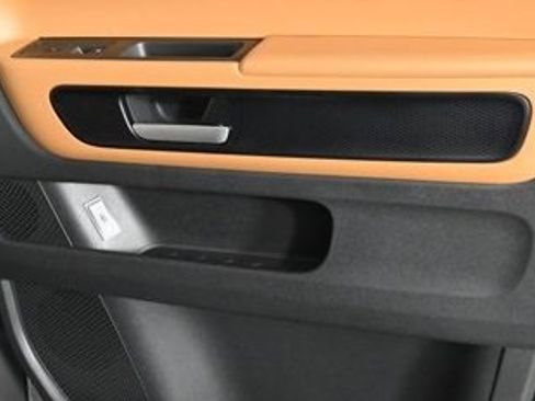 New 2025 Volkswagen ID. Buzz Pro S image 12