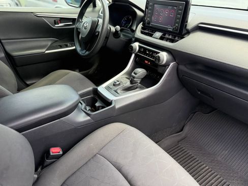 Used 2020 Toyota RAV4 XLE w/ Convenience Package AWD/4WD image 20