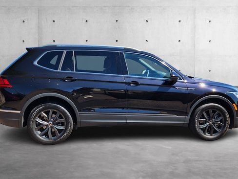 Used 2024 Volkswagen Tiguan SE image 26
