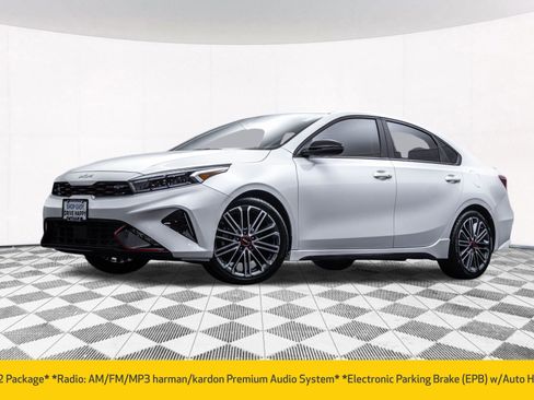 Used 2022 Kia Forte GT w/ GT2 Package image 2