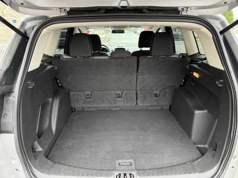 Used 2017 Ford Escape SE w/ Equipment Group 201A AWD/4WD image 17