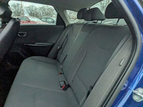 Used 2025 Kia K4 LXS image 25