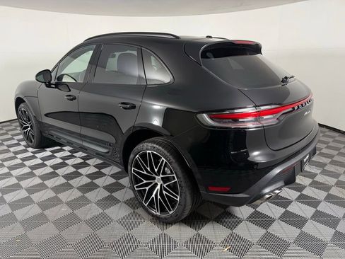 Certified 2025 Porsche Macan S image 3