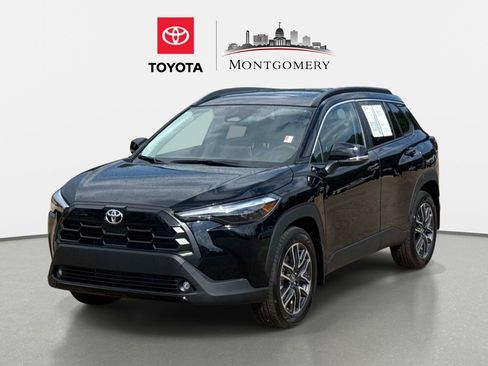 Used 2026 Toyota Corolla Cross XLE w/ Convenience Package FWD image 7