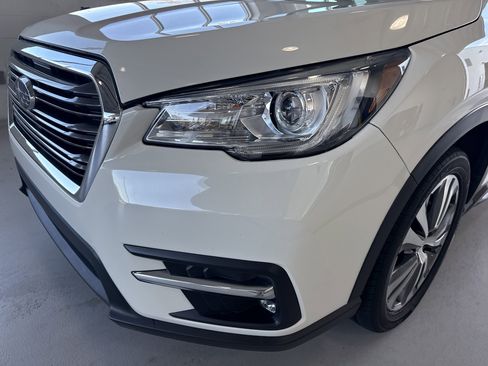 Used 2022 Subaru Ascent Limited w/ Technology Package image 4