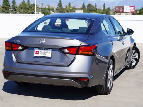 Used 2024 Nissan Altima 2.5 S FWD image 7
