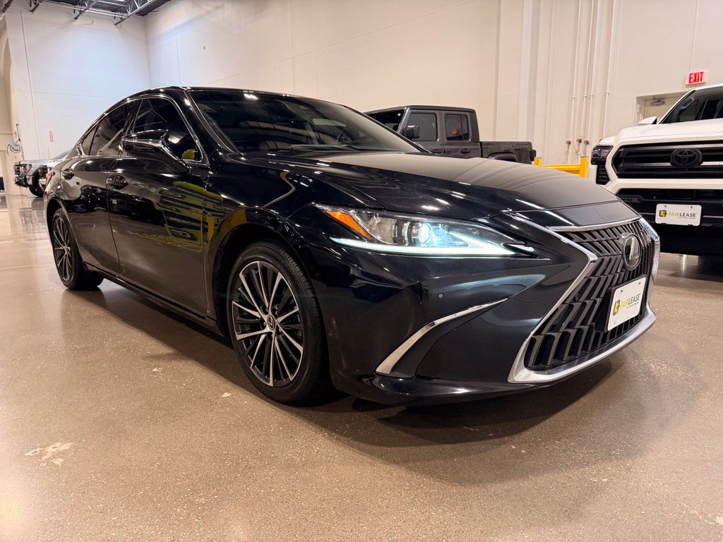 Used 2022 Lexus ES 350 w/ Premium Package FWD image 3
