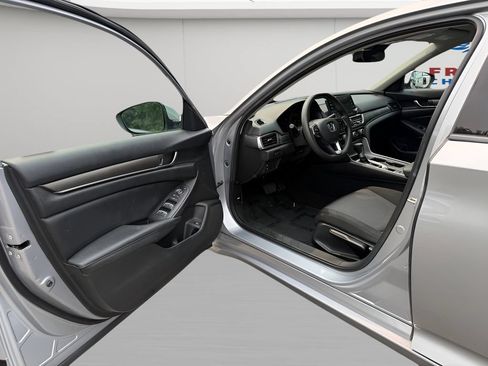 Used 2019 Honda Accord LX image 14