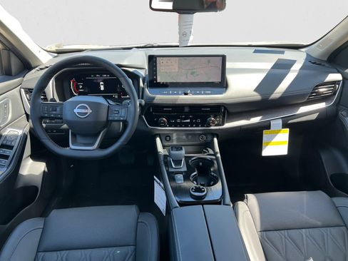 New 2026 Nissan Rogue Platinum w/ Platinum Premium Package AWD/4WD image 12