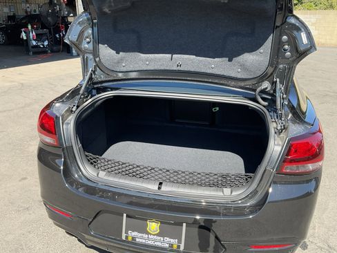 Used 2015 Chevrolet SS image 27