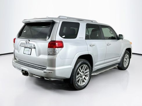 Used 2012 Toyota 4Runner Limited AWD/4WD image 9