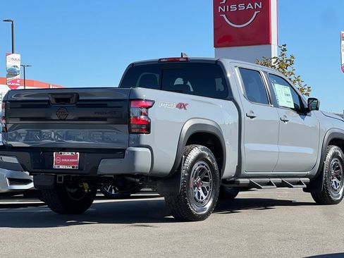 New 2026 Nissan Frontier PRO-4X w/ Pro-4x Convenience Package AWD/4WD image 4