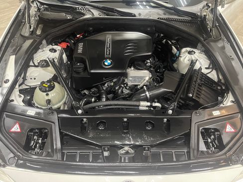 Used 2015 BMW 528i Sedan RWD image 39