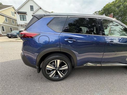 Used 2023 Nissan Rogue Platinum w/ Platinum Premium Package AWD/4WD image 8