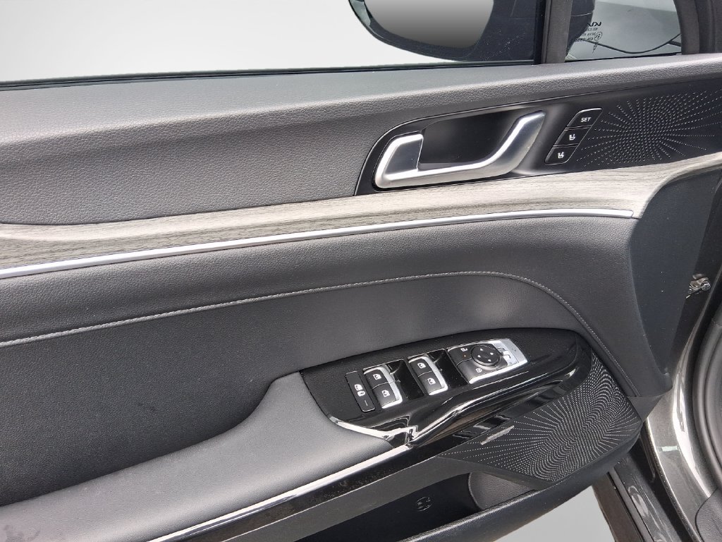 Used 2025 Kia K5 EX FWD image 14