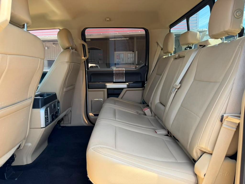 Used 2018 Ford F250 Lariat w/ Lariat Ultimate Package AWD/4WD image 14