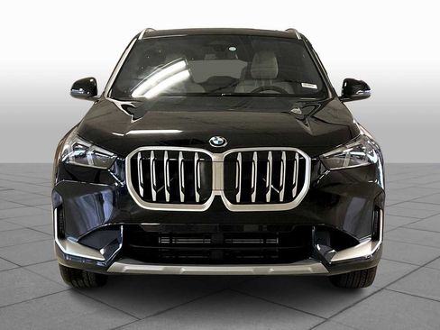 Used 2025 BMW X1 xDrive28i w/ Convenience Package image 3