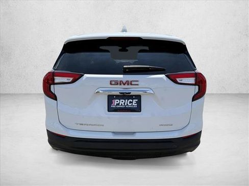 Used 2024 GMC Terrain SLE AWD/4WD image 6