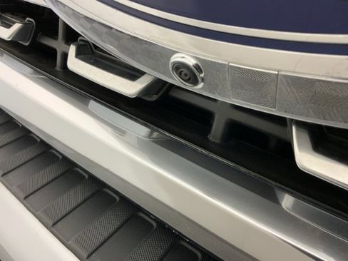 Used 2024 Ford F350 Platinum w/ FX4 Off-Road Package image 11