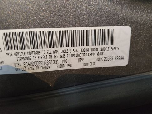 Used 2017 Dodge Grand Caravan SXT image 33