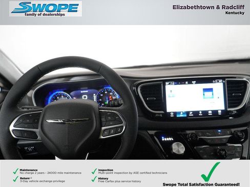 New 2026 Chrysler Voyager LX image 14