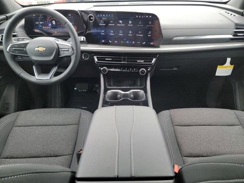 New 2026 Chevrolet Traverse LT w/ Sun and Wheel Package image 20