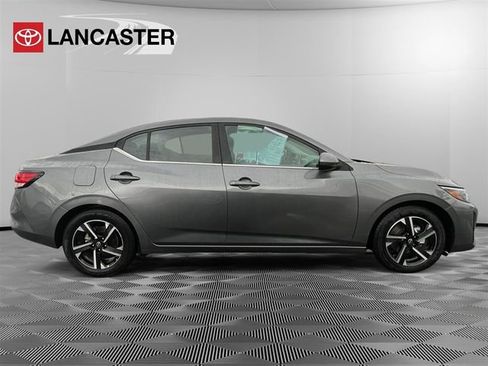 Used 2024 Nissan Sentra SV image 8