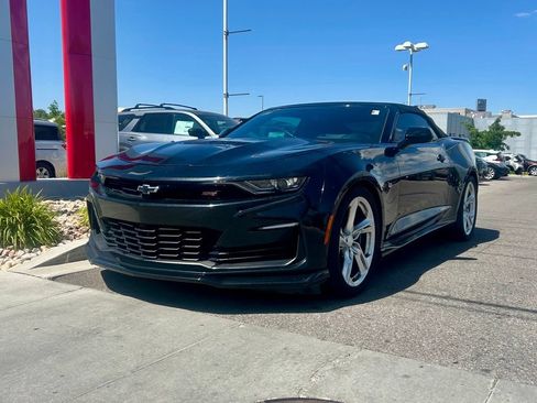Used 2022 Chevrolet Camaro SS RWD image 3