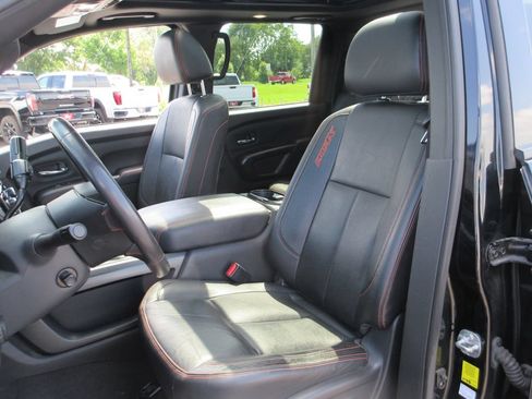 Used 2021 Nissan Titan PRO-4X w/ Pro-4x Convenience Package AWD/4WD image 21