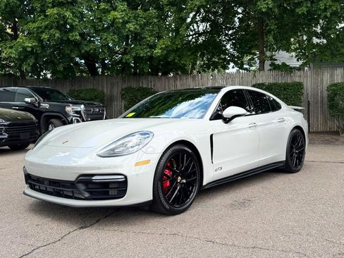 Used 2019 Porsche Panamera GTS AWD/4WD image 2