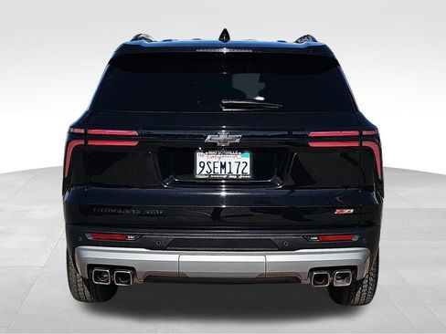 Used 2024 Chevrolet Traverse Z71 w/ Enhanced Driving Package AWD/4WD image 4