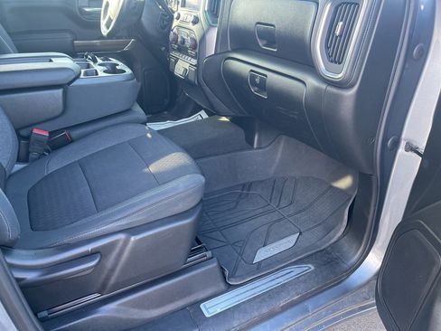 Used 2021 Chevrolet Silverado 1500 RST image 11