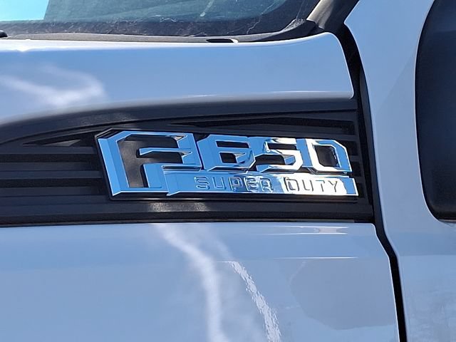 Used 2023 Ford F650 2WD Regular Cab Super Duty image 30