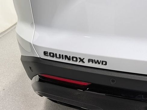 New 2027 Chevrolet Equinox RS w/ Convenience Package III AWD/4WD image 5