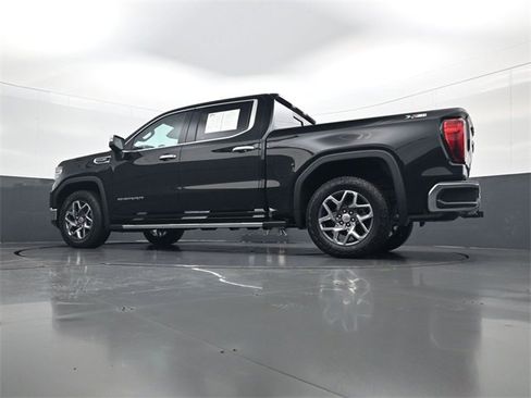 Certified 2022 GMC Sierra 1500 SLT w/ SLT Premium Plus Package image 27