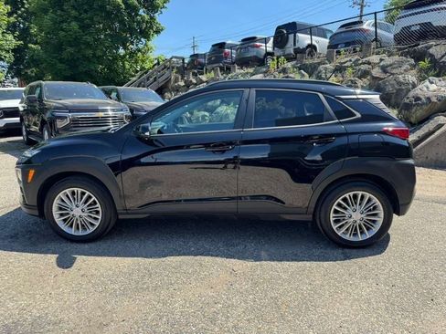 Used 2021 Hyundai Kona SEL AWD/4WD image 2