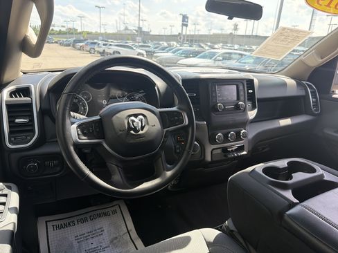 Used 2019 RAM 1500 Big Horn AWD/4WD image 28